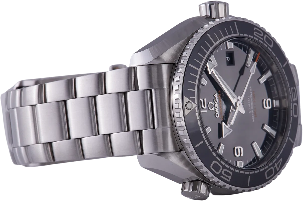 Omega Seamaster Planet Ocean 600m Co-Axial Master Chronometer BNIB 2022 215.30.44.21.01.001